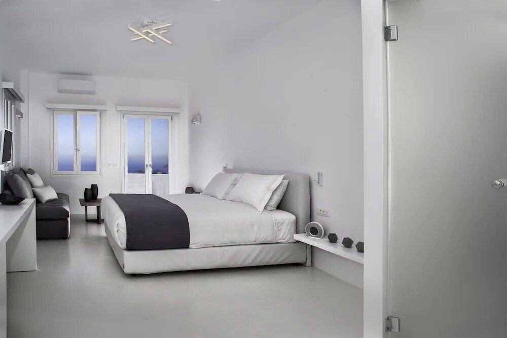 Апартаменты May Seven Suites (Adults Only) 3*